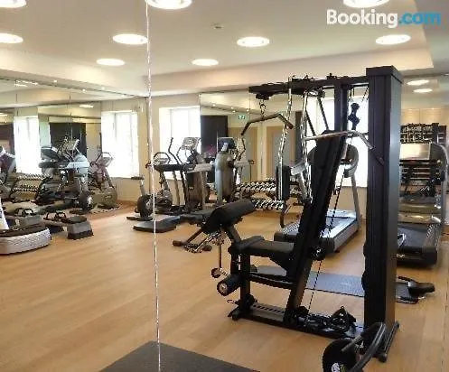 Al Jazeera Hotel Apartments Llc Dubai